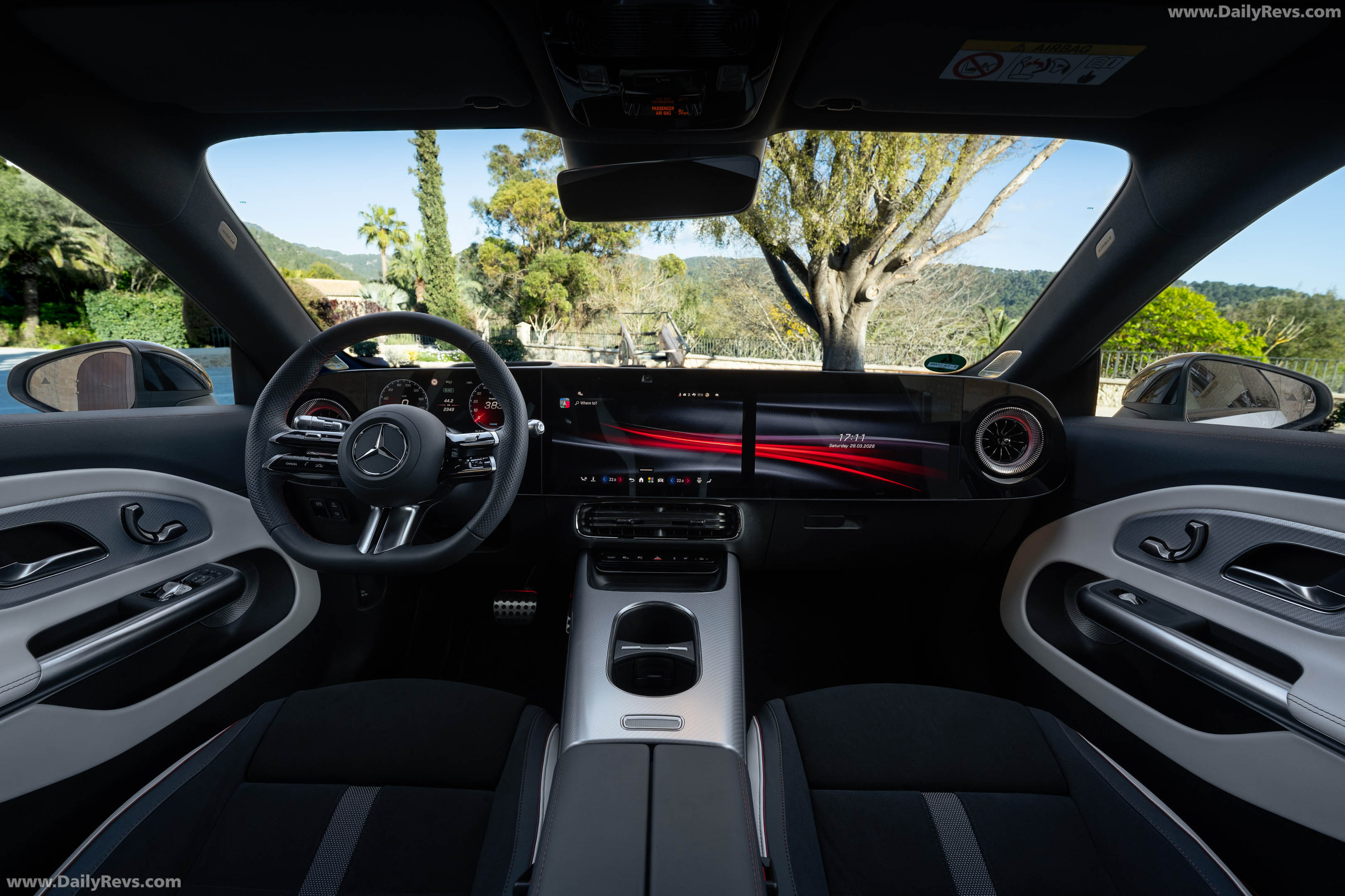 2026 Mercedes-Benz CLA 350 4MATIC Shooting Brake X118 Polar White Interior