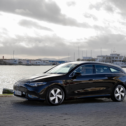 2026 Mercedes-Benz CLA 250 Plus Shooting Brake X118 Cosmic Black Side View