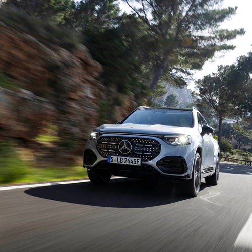 2027 Mercedes-Benz GLB 250 Plus EQ X247 High-tech Silver Front View