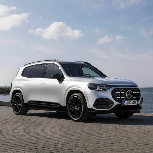 2027 Mercedes-Benz GLB 250 Plus EQ X247 High-tech Silver Front View