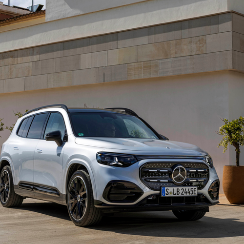 2027 Mercedes-Benz GLB 250 Plus EQ X247 High-tech Silver Front View