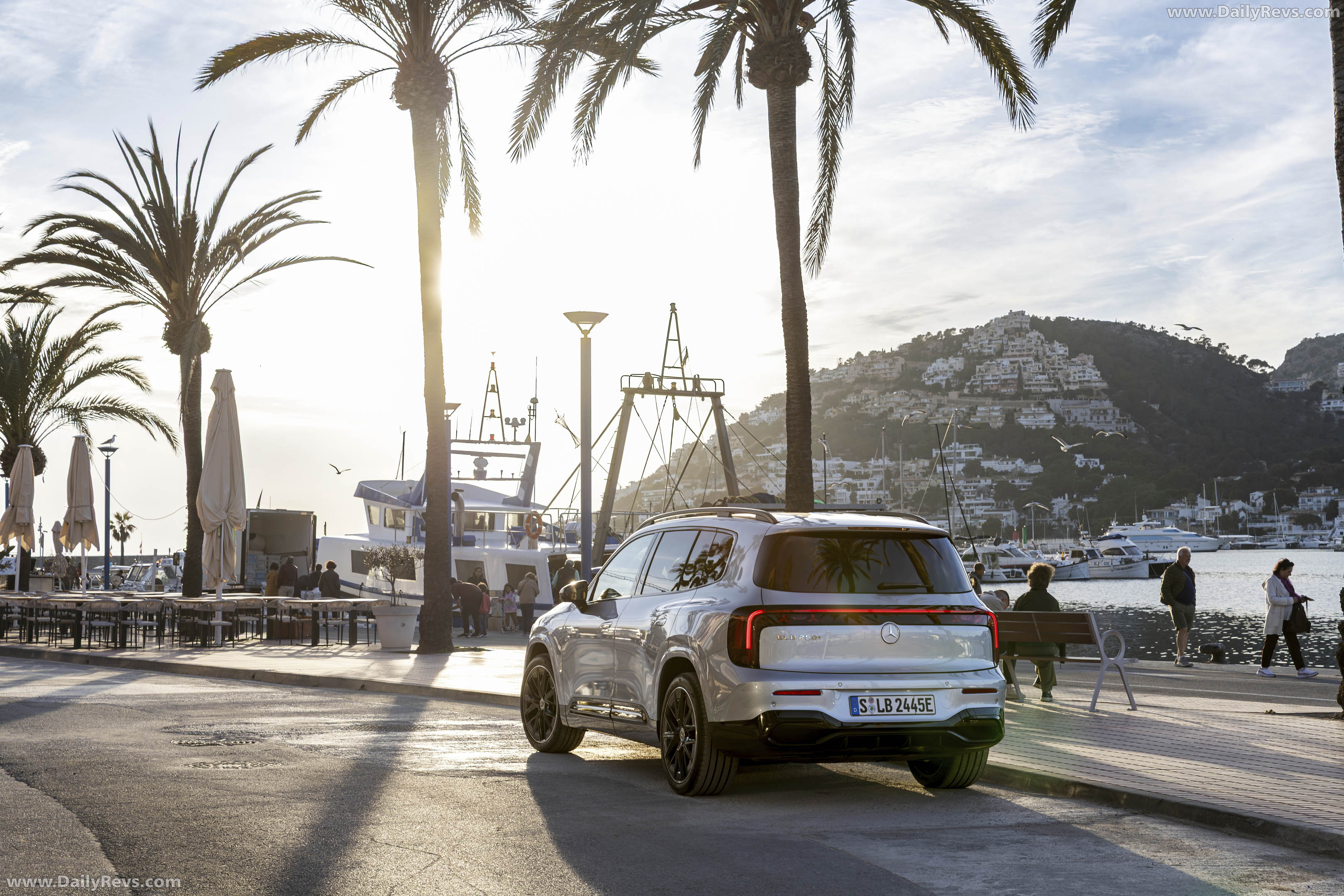 2027 Mercedes-Benz GLB 250 Plus EQ X247 High-tech Silver Rear View