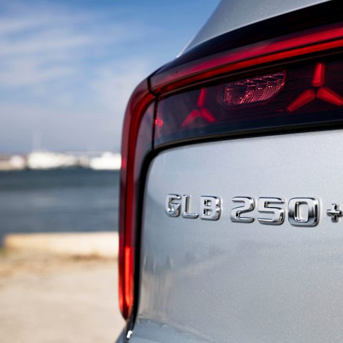 2027 Mercedes-Benz GLB 250 Plus EQ X247 High-tech Silver Exterior