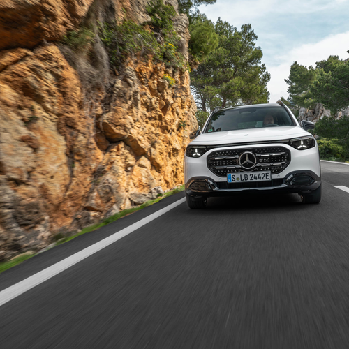 2027 Mercedes-Benz GLB 250 Plus EQ X247 Polar White Front View