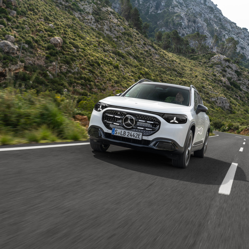 2027 Mercedes-Benz GLB 250 Plus EQ X247 Polar White Front View