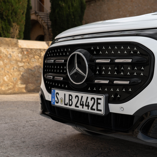 2027 Mercedes-Benz GLB 250 Plus EQ X247 Polar White Exterior