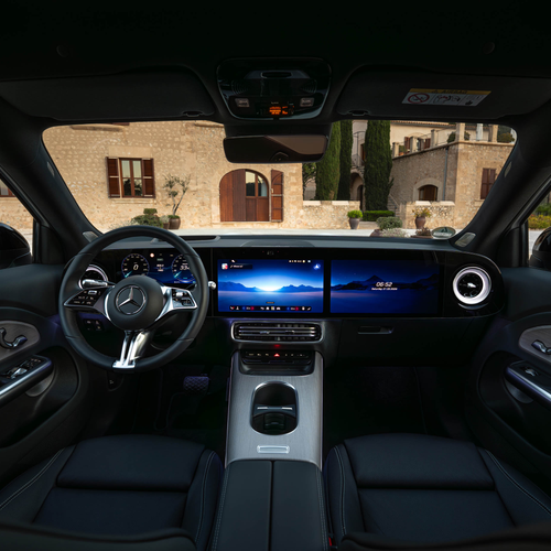 2027 Mercedes-Benz GLB 250 Plus EQ X247 Polar White Interior