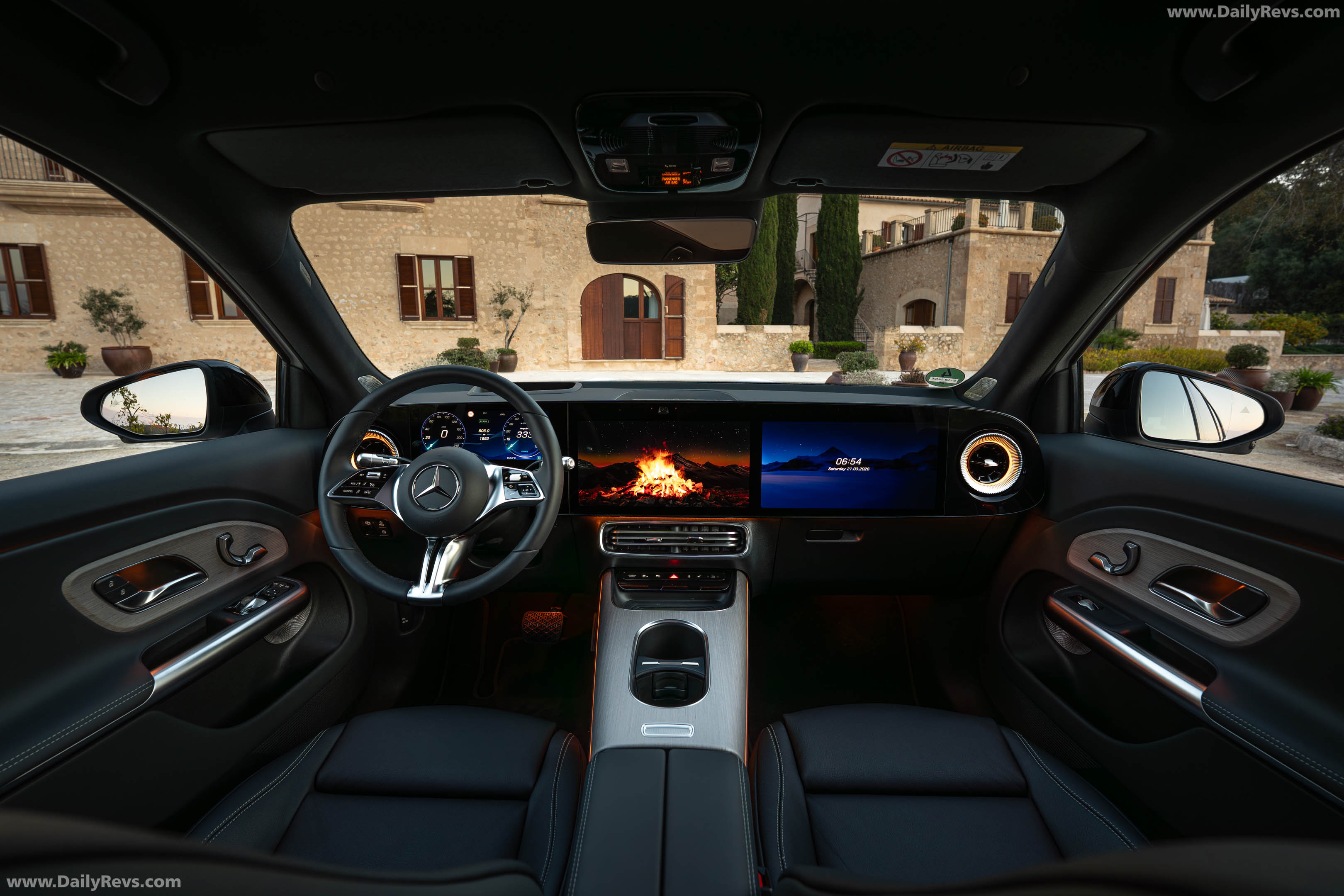 2027 Mercedes-Benz GLB 250 Plus EQ X247 Polar White Interior