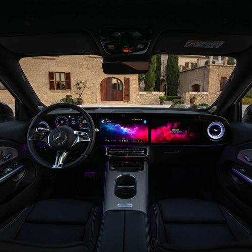 2027 Mercedes-Benz GLB 250 Plus EQ X247 Polar White Interior