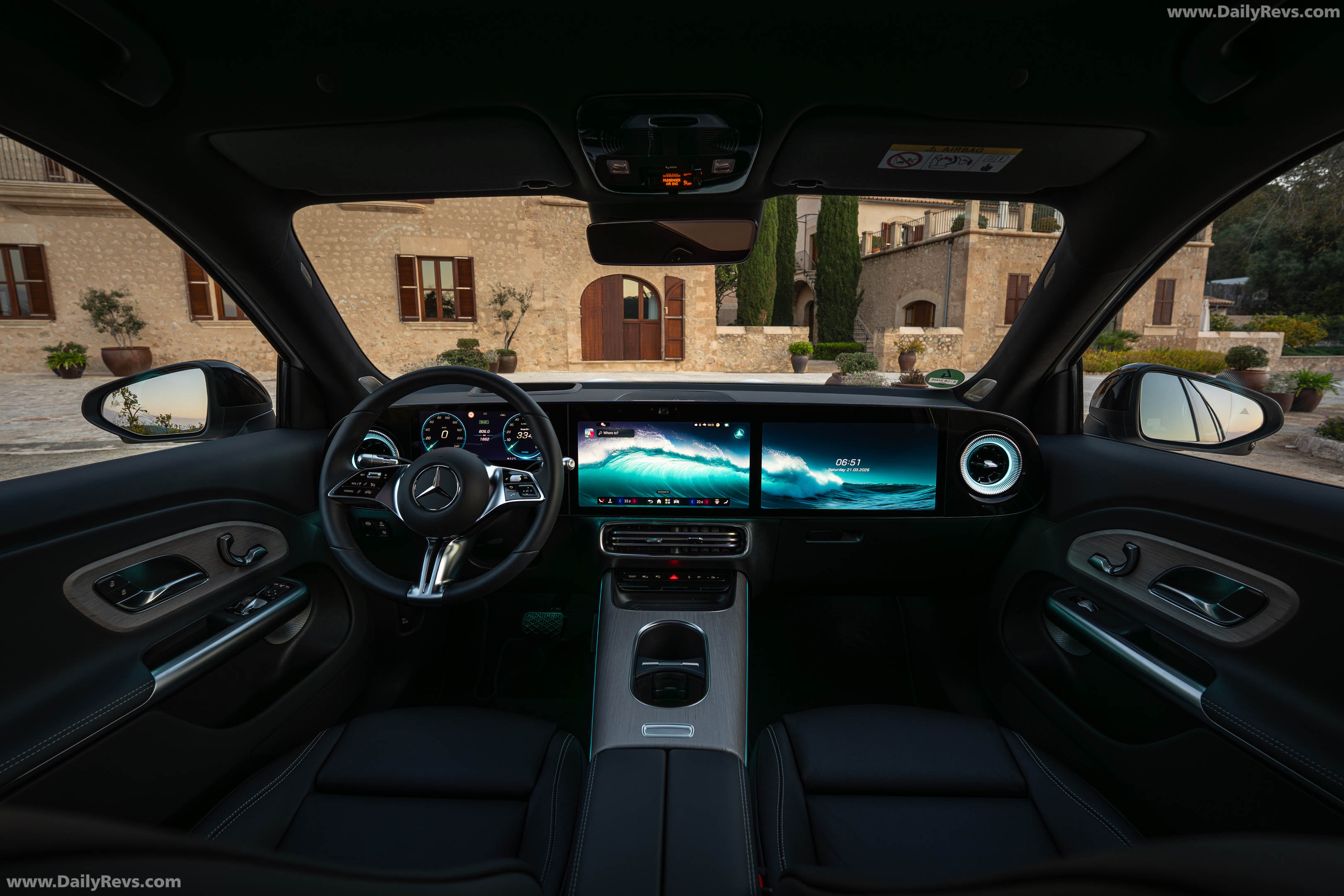 2027 Mercedes-Benz GLB 250 Plus EQ X247 Polar White Interior