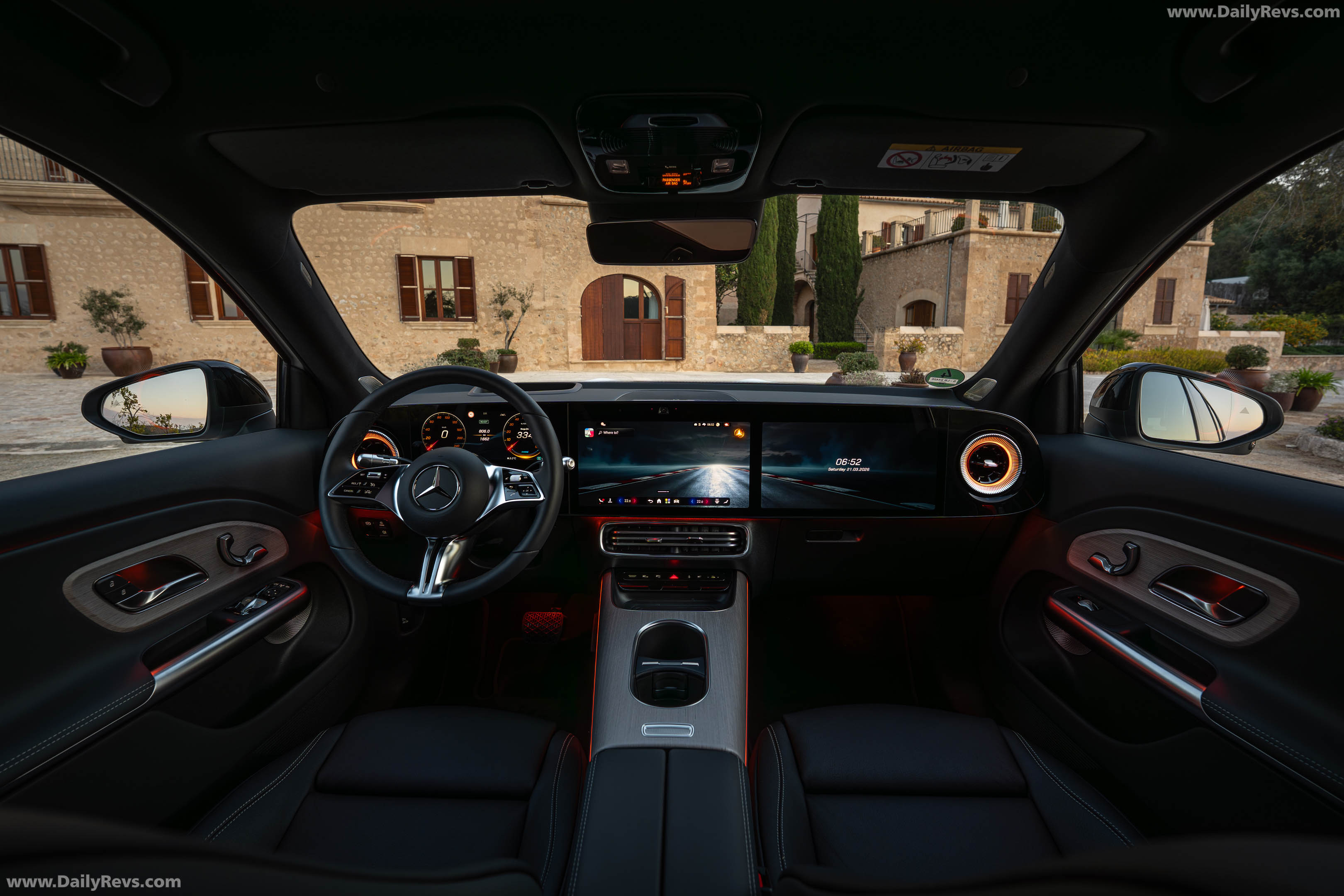 2027 Mercedes-Benz GLB 250 Plus EQ X247 Polar White Interior
