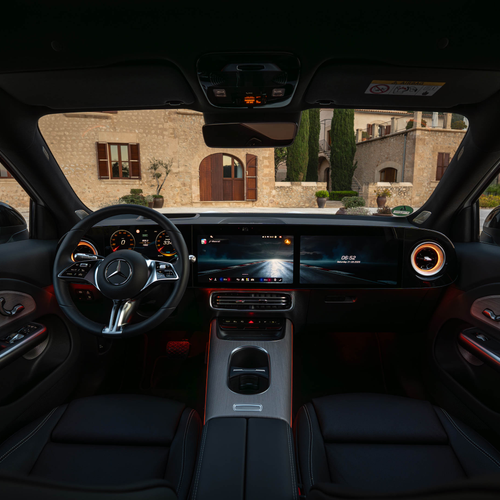 2027 Mercedes-Benz GLB 250 Plus EQ X247 Polar White Interior