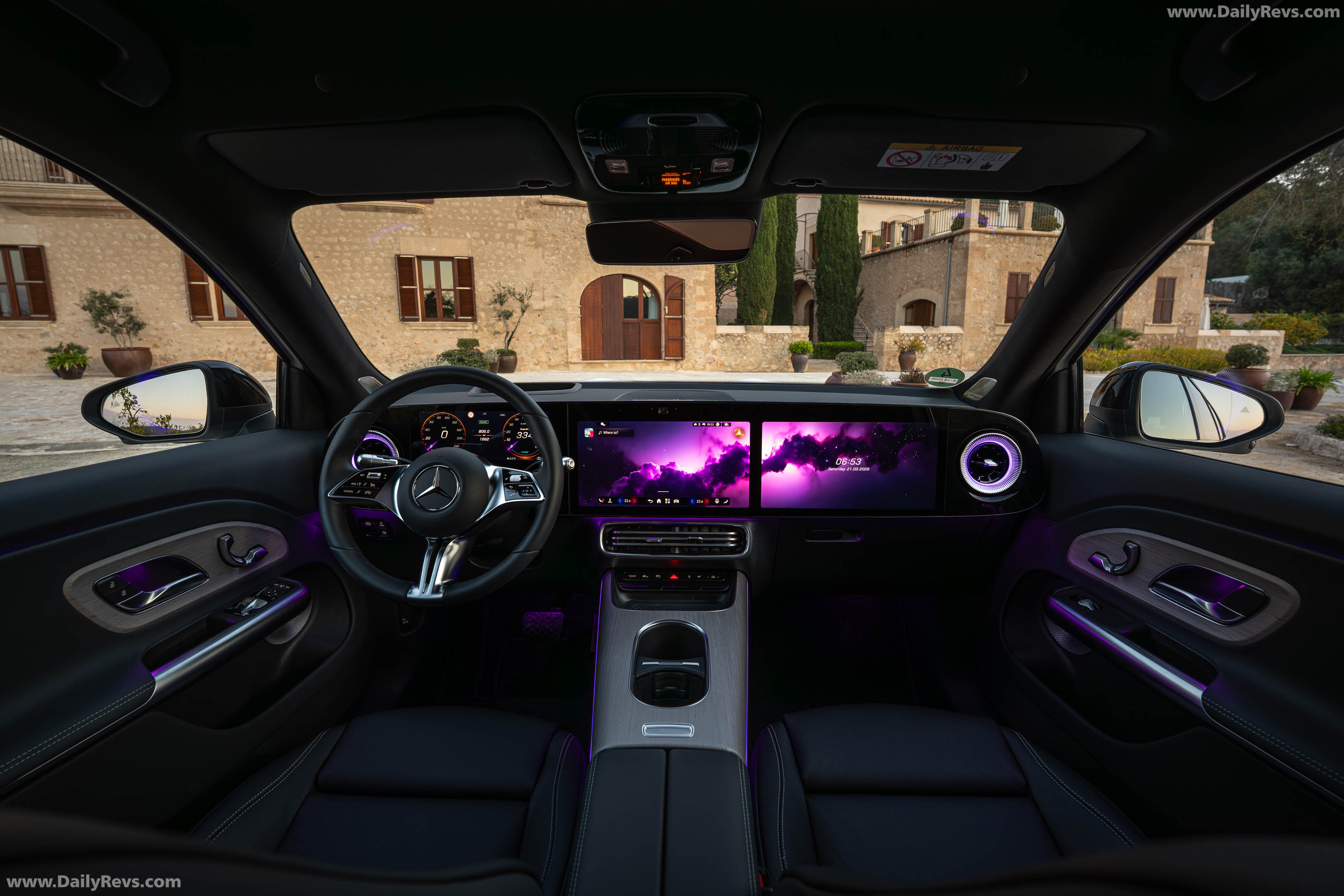 2027 Mercedes-Benz GLB 250 Plus EQ X247 Polar White Interior