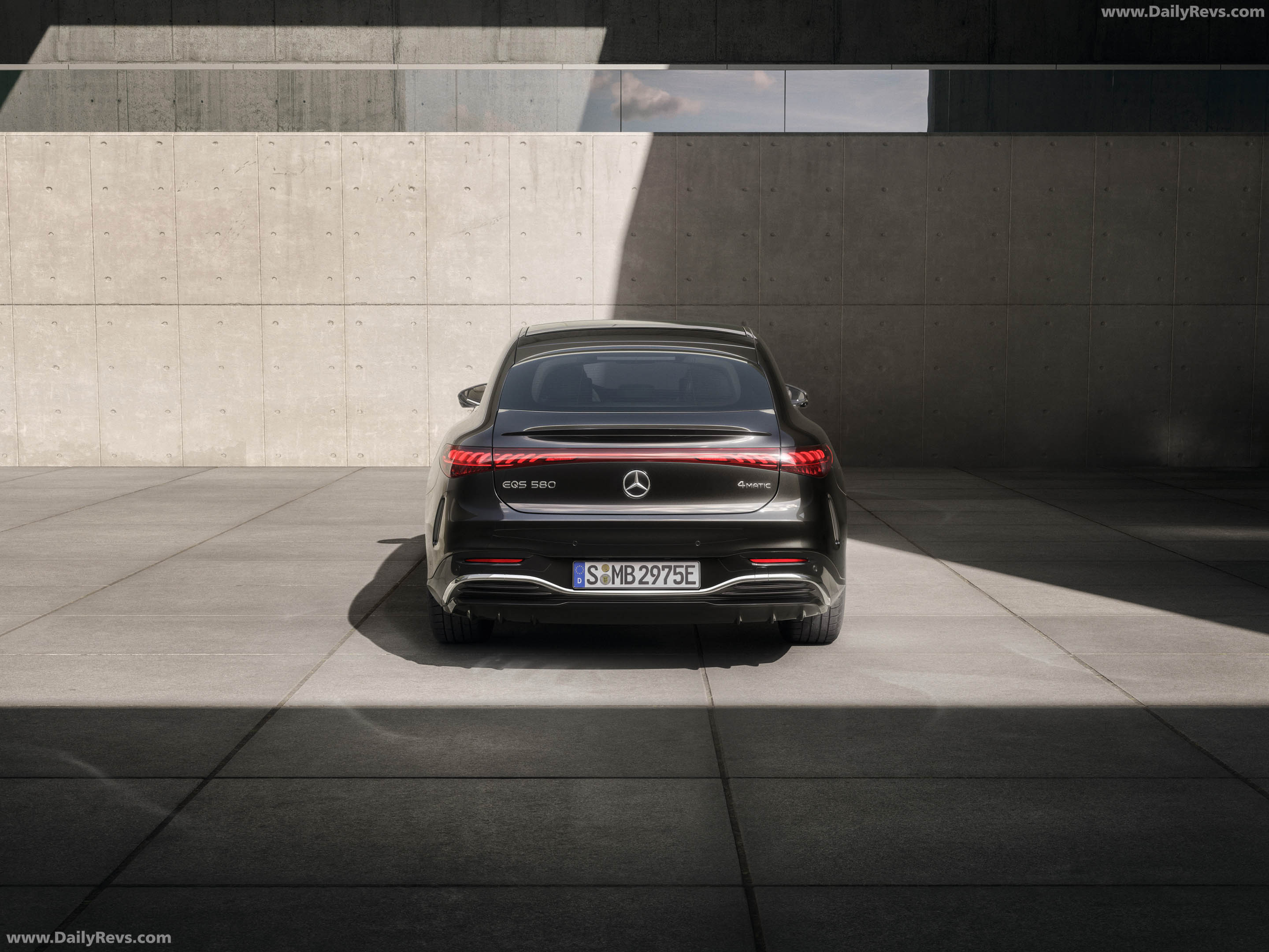 2027 Mercedes-Benz EQS Rear View