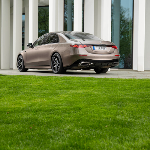 2027 Mercedes-Benz S 500 4MATIC W223 Rear View