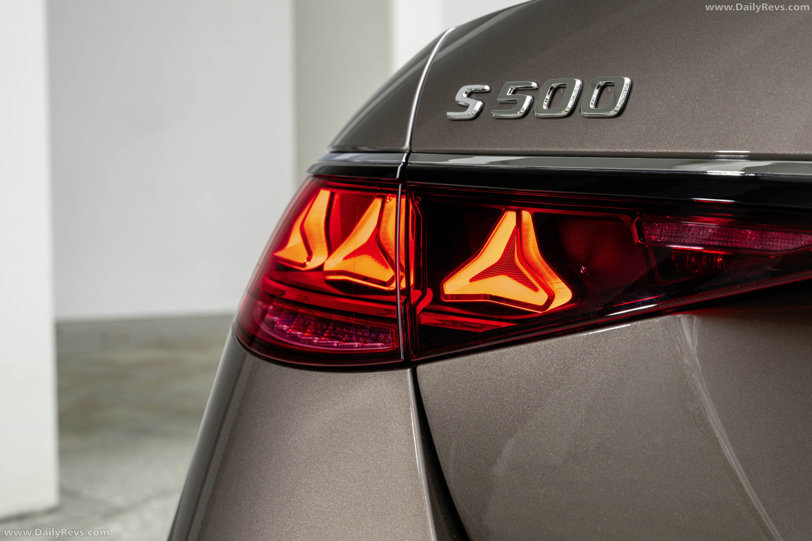 2027 Mercedes-Benz S 500 4MATIC W223 Exterior