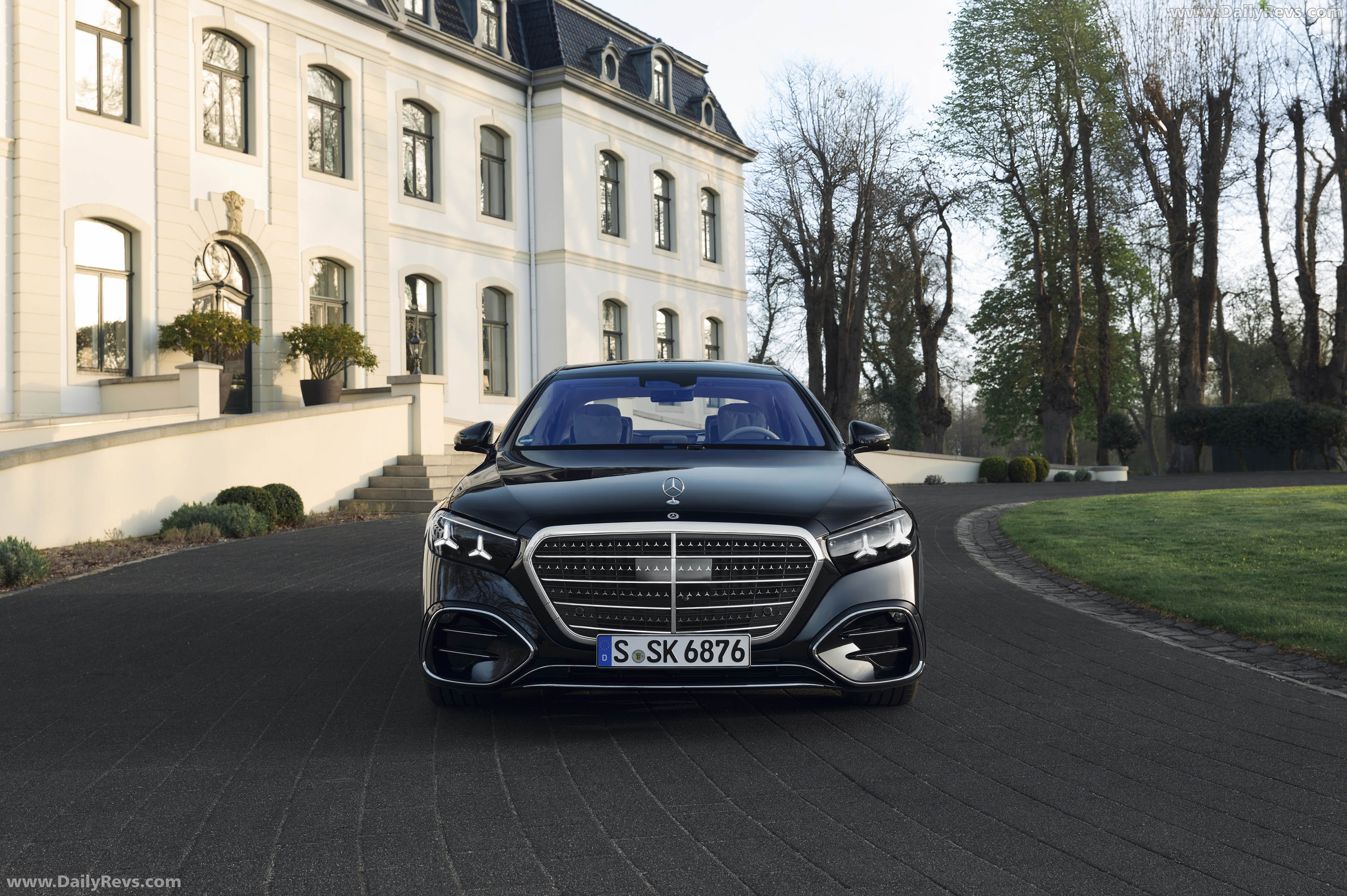 2027 Mercedes-Benz S 450 4MATIC W223 Front View