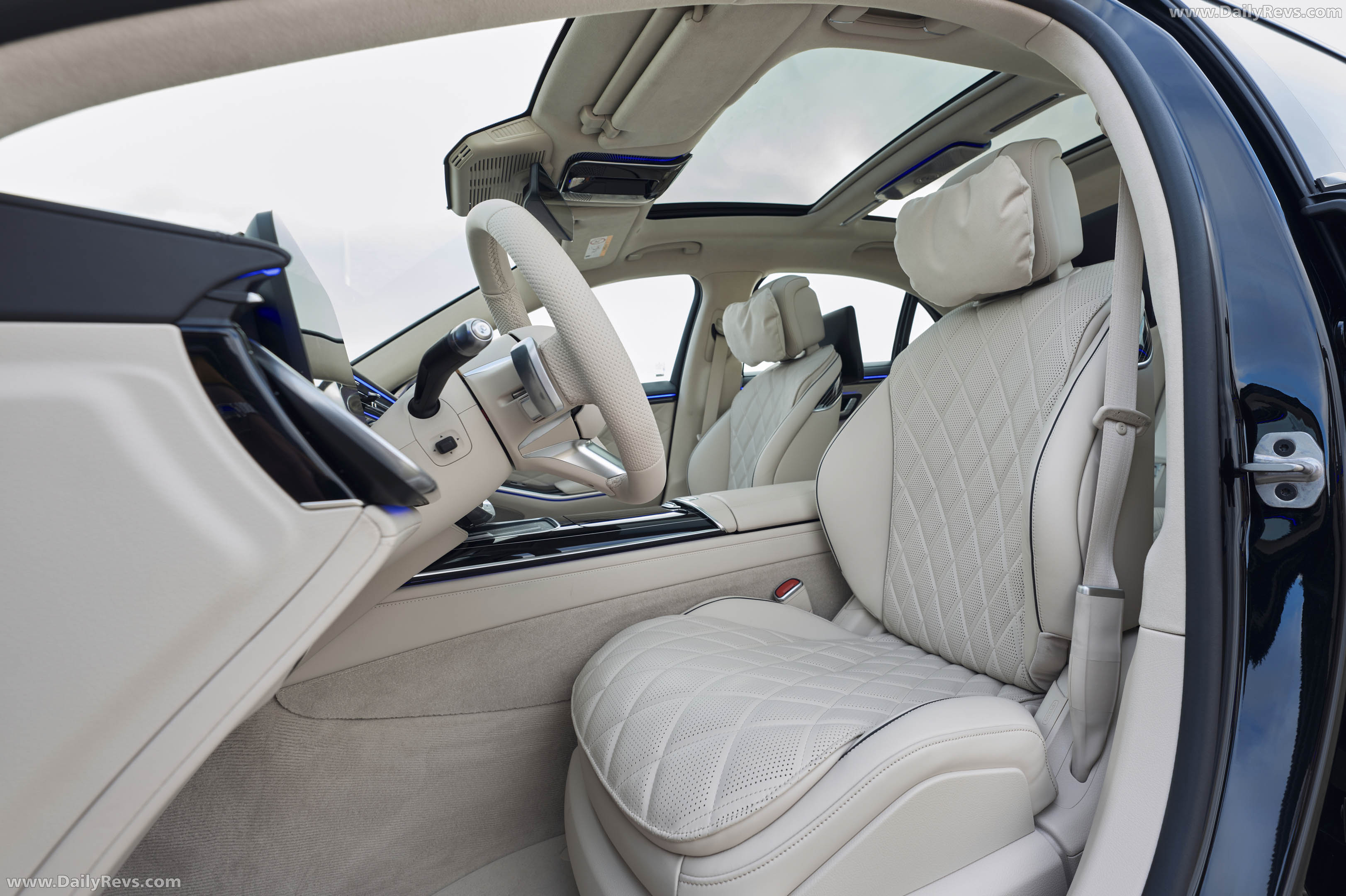 2027 Mercedes-Benz S 450 4MATIC W223 Interior