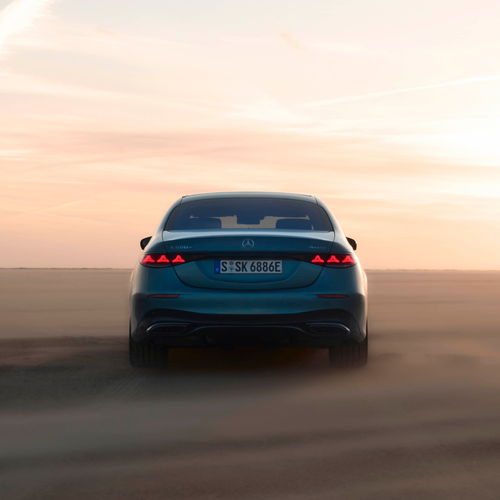 2027 Mercedes-Benz S 580e 4MATIC W223 Rear View