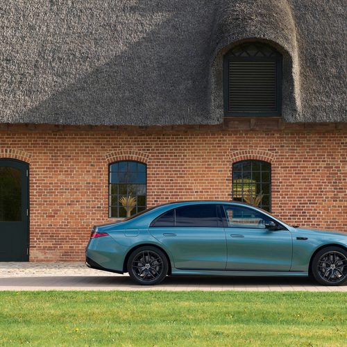 2027 Mercedes-Benz S 580e 4MATIC W223 Side View