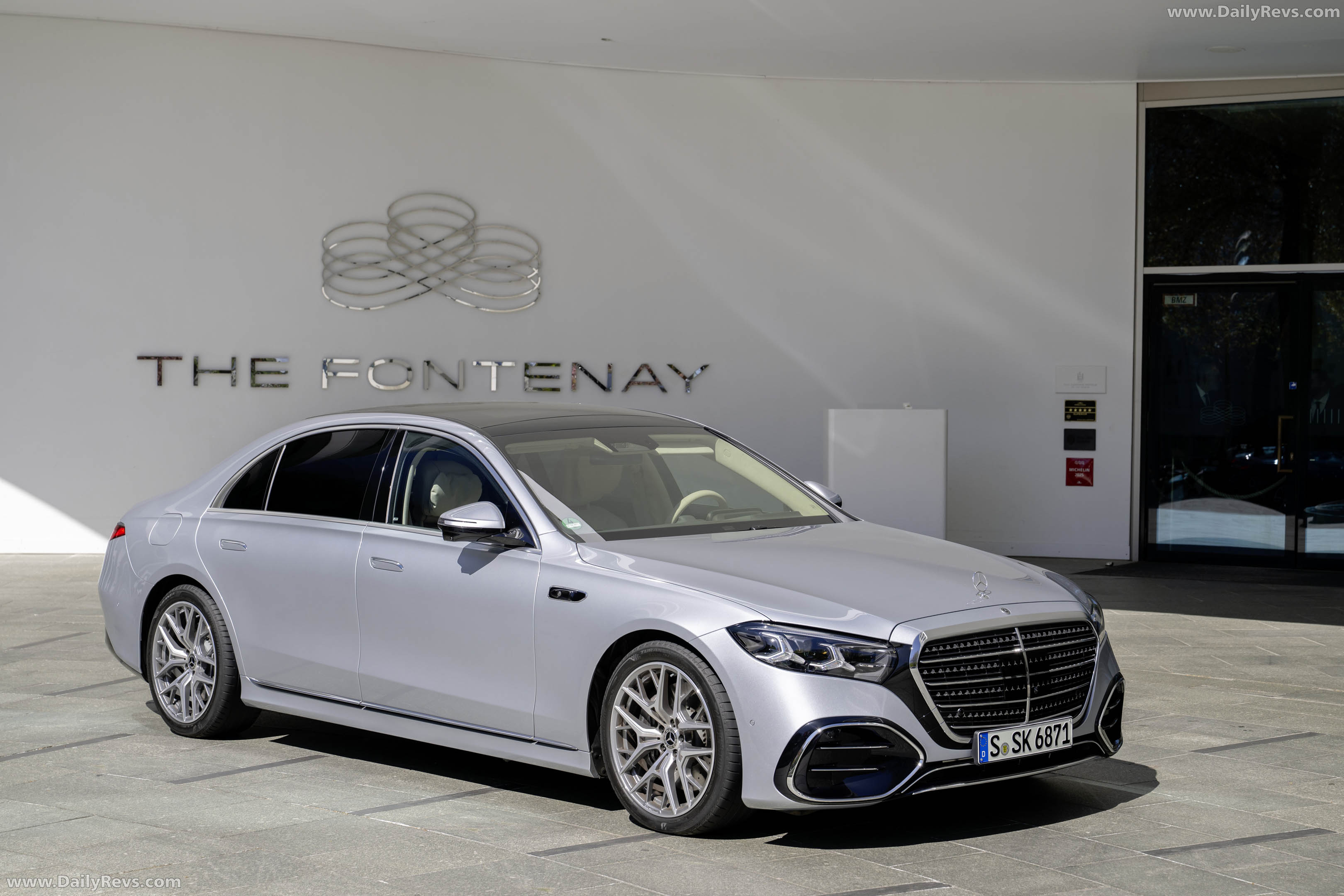 2027 Mercedes-Benz S 450d 4MATIC W223 Front View