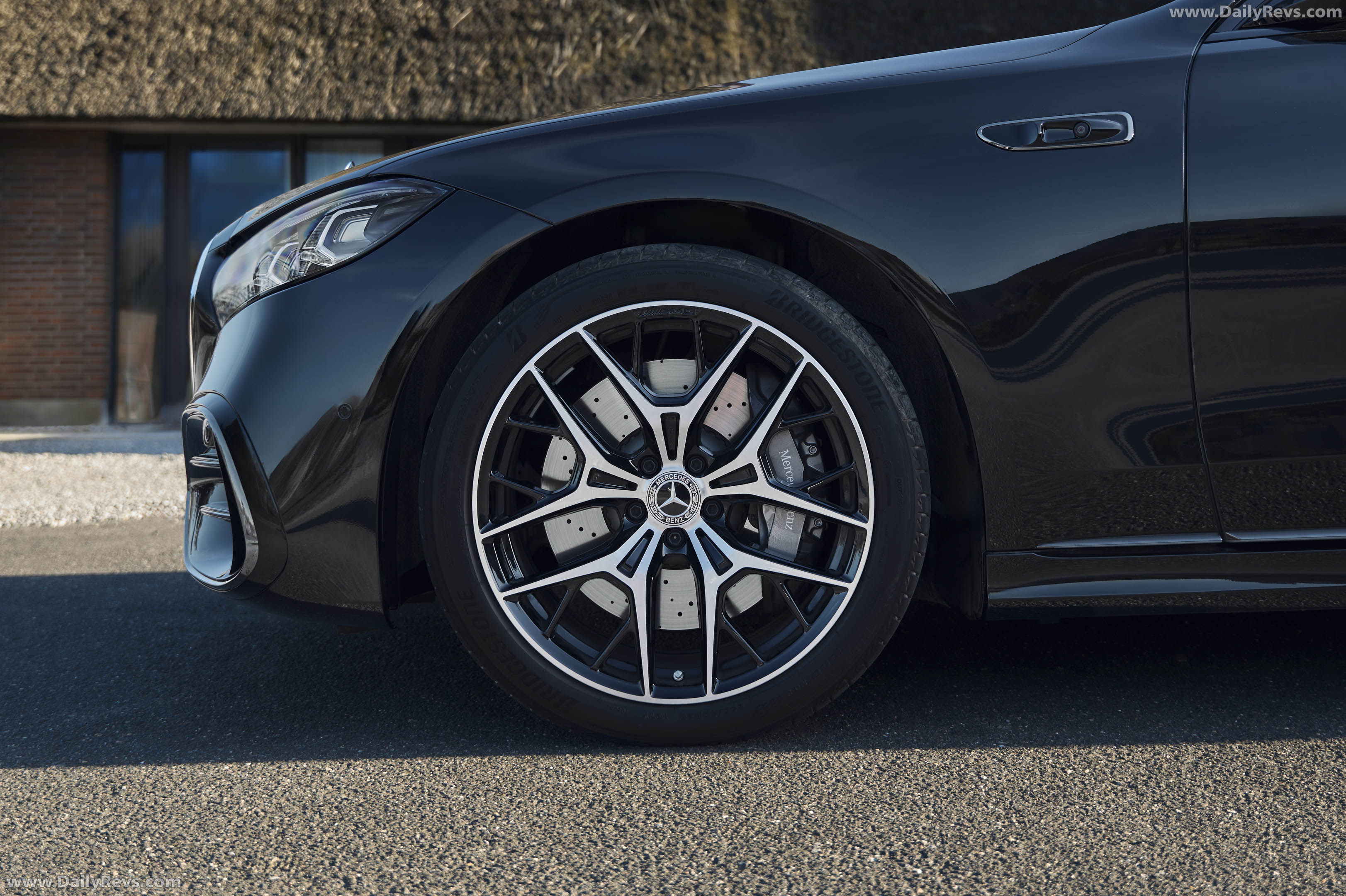 2027 Mercedes-Benz S 500 4MATIC Manufaktur W223 Exterior