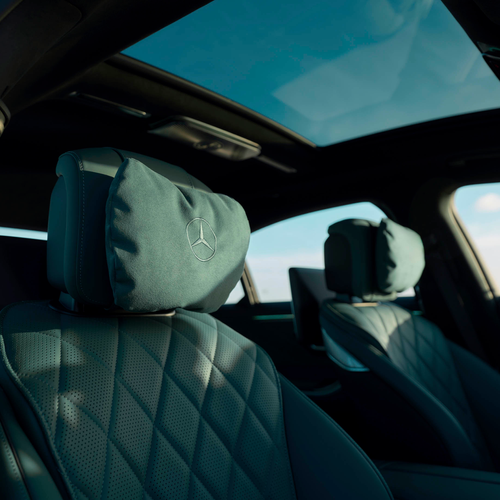 2027 Mercedes-Benz S 500 4MATIC Manufaktur W223 Interior