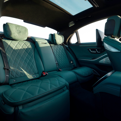 2027 Mercedes-Benz S 500 4MATIC Manufaktur W223 Interior