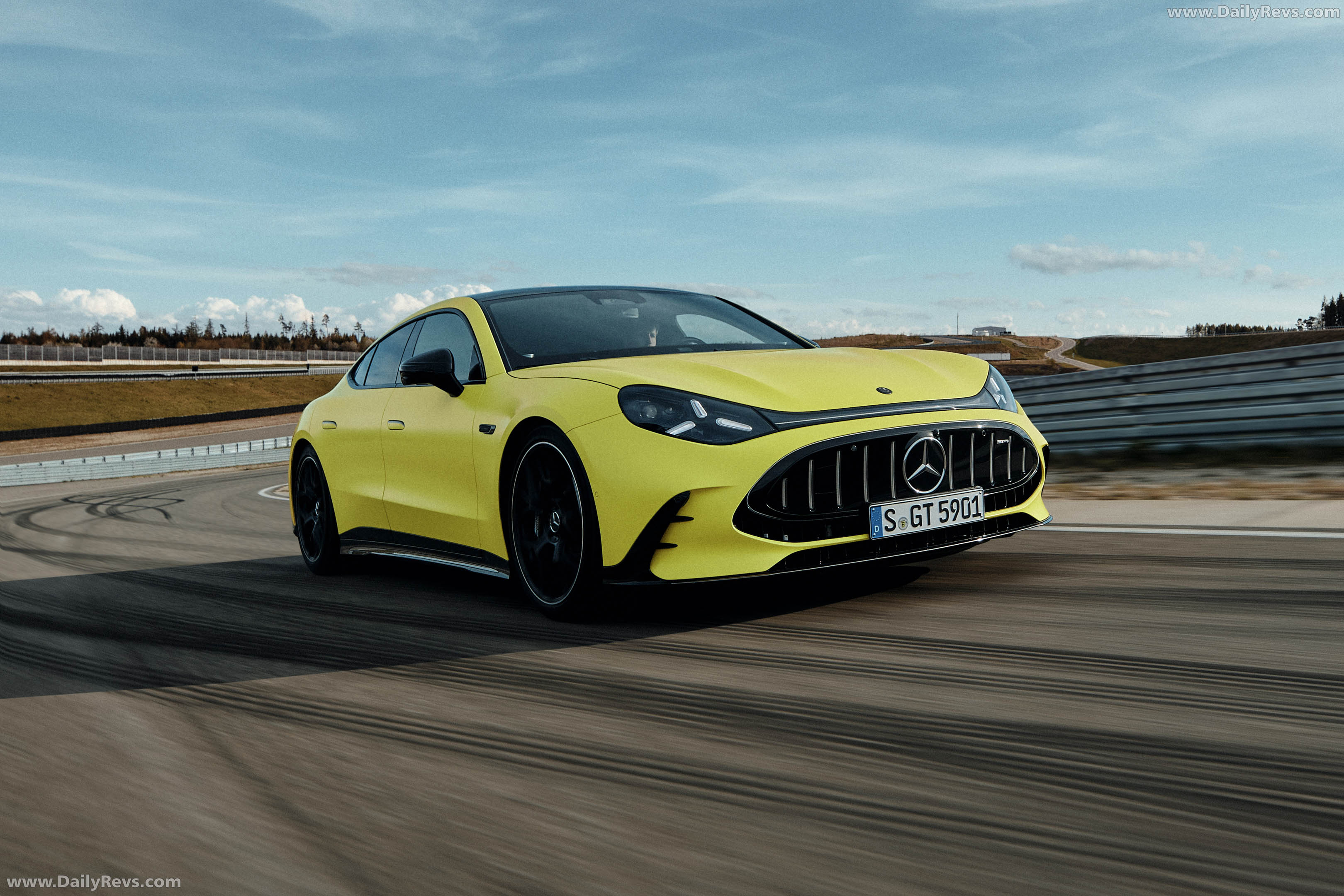 2027 Mercedes-Benz AMG GT 63 4-door Coupe X290 Front View