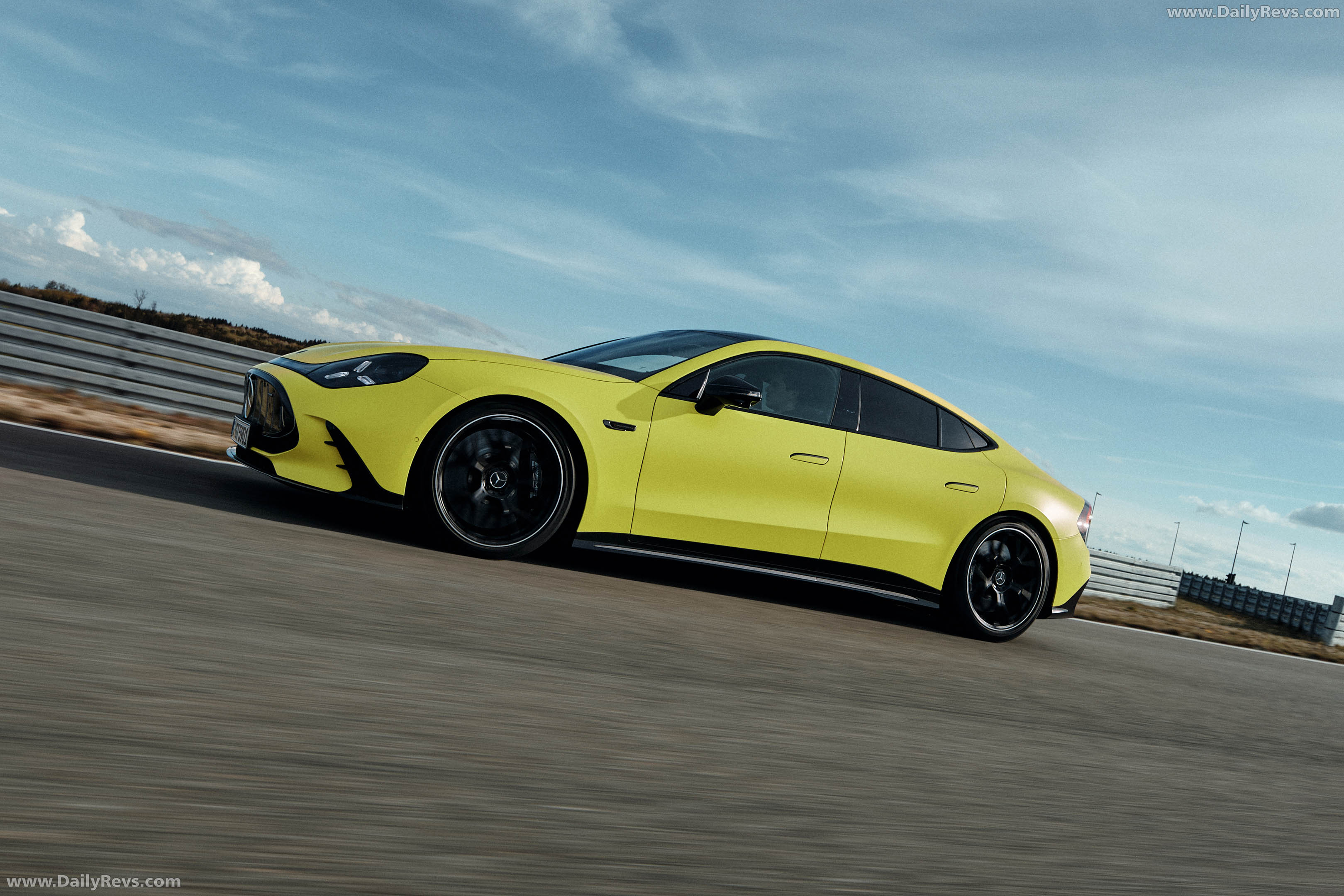 2027 Mercedes-Benz AMG GT 63 4-door Coupe X290 Side View