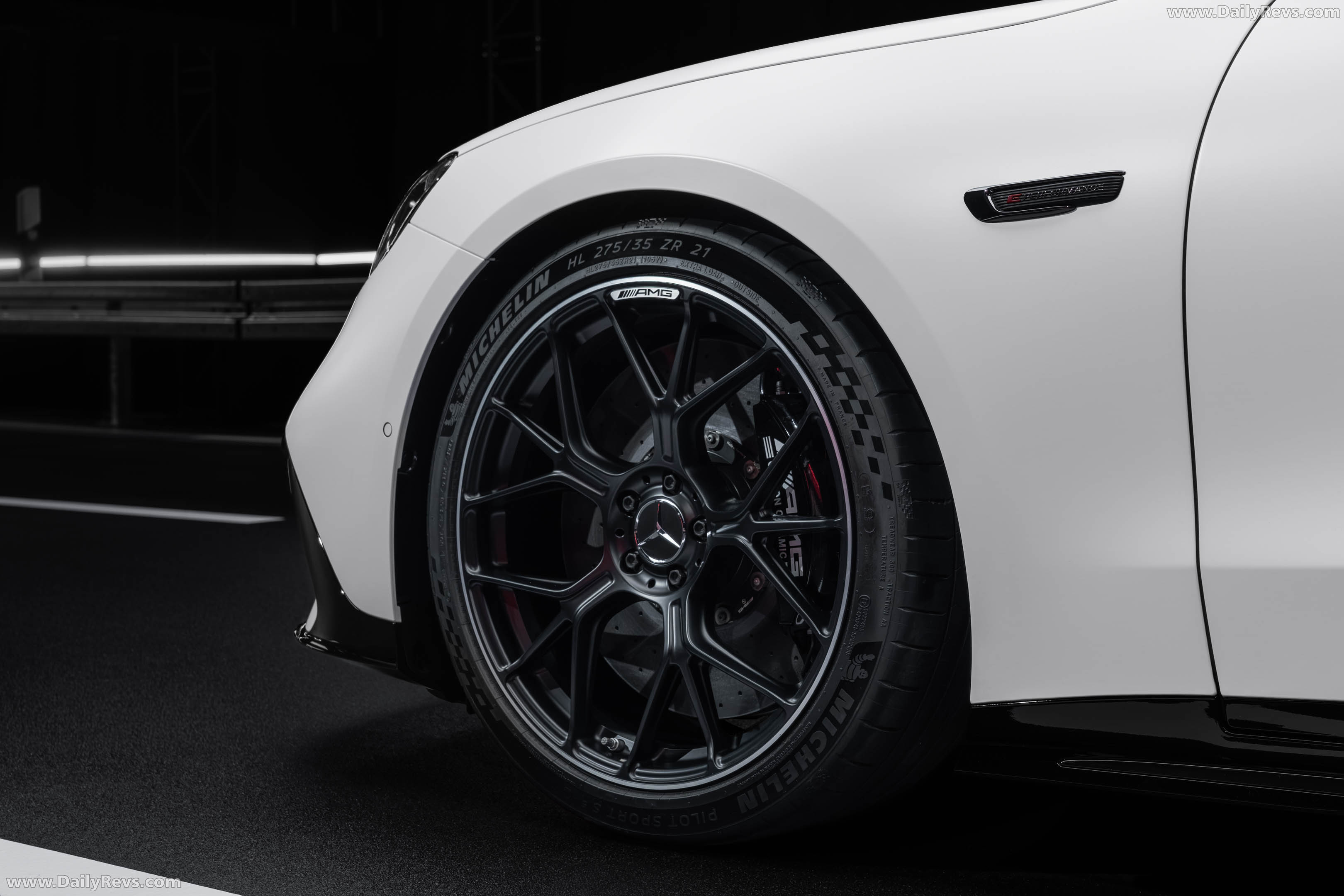 2027 Mercedes-Benz AMG GT 63 4-door Coupe X290 Exterior