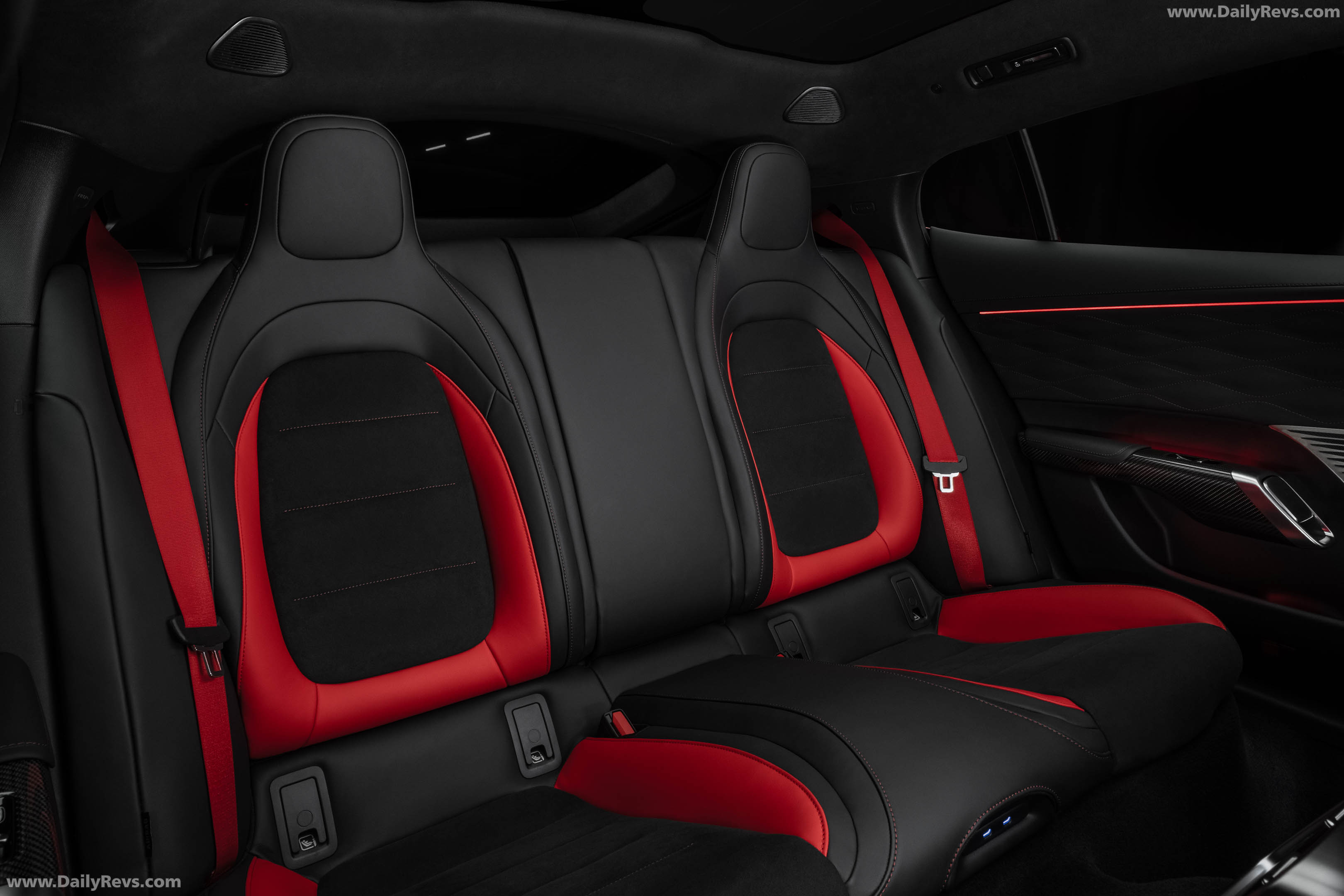 2027 Mercedes-Benz AMG GT 63 4-door Coupe X290 Interior