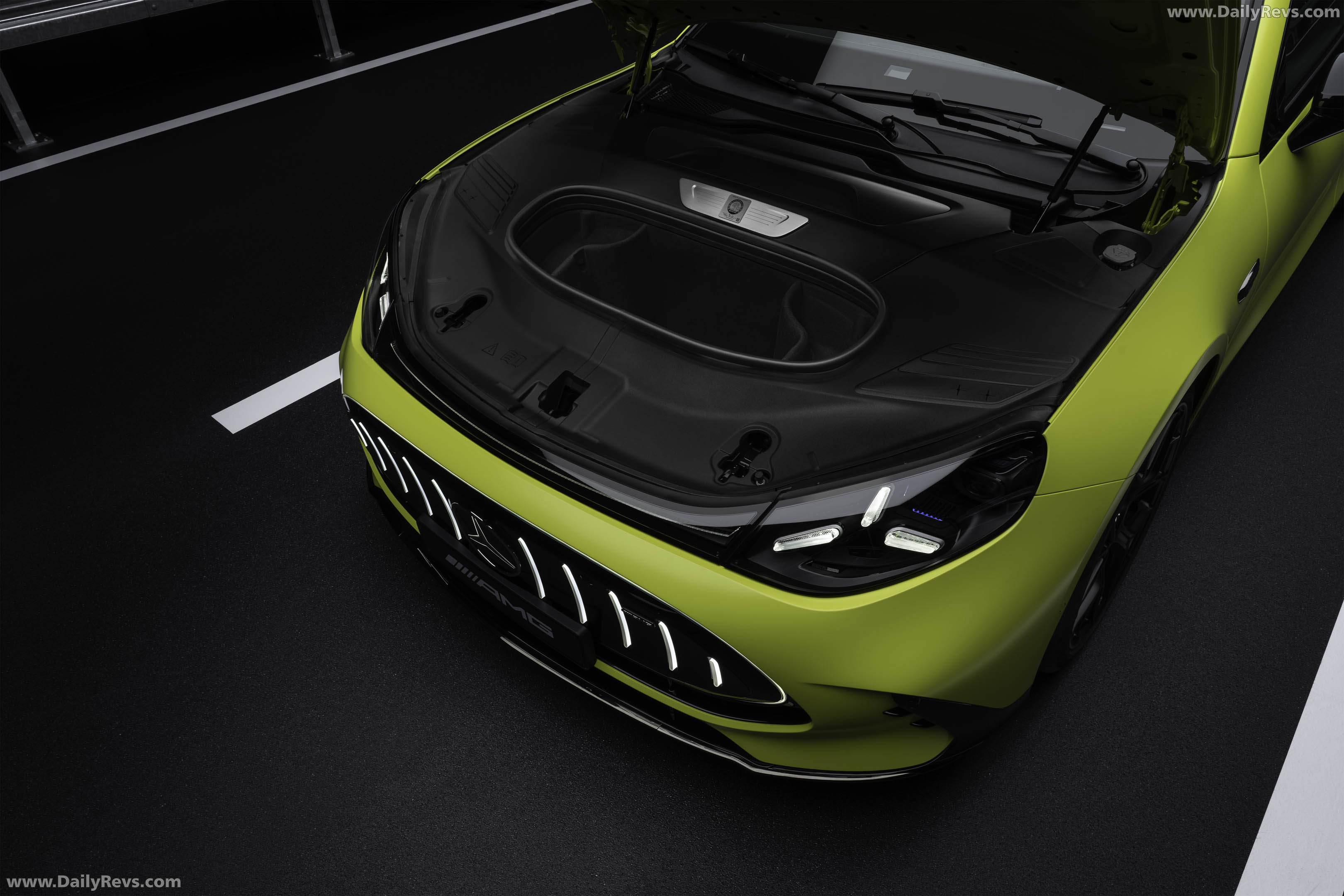 2027 Mercedes-Benz AMG GT 63 4-door Coupe X290 Interior