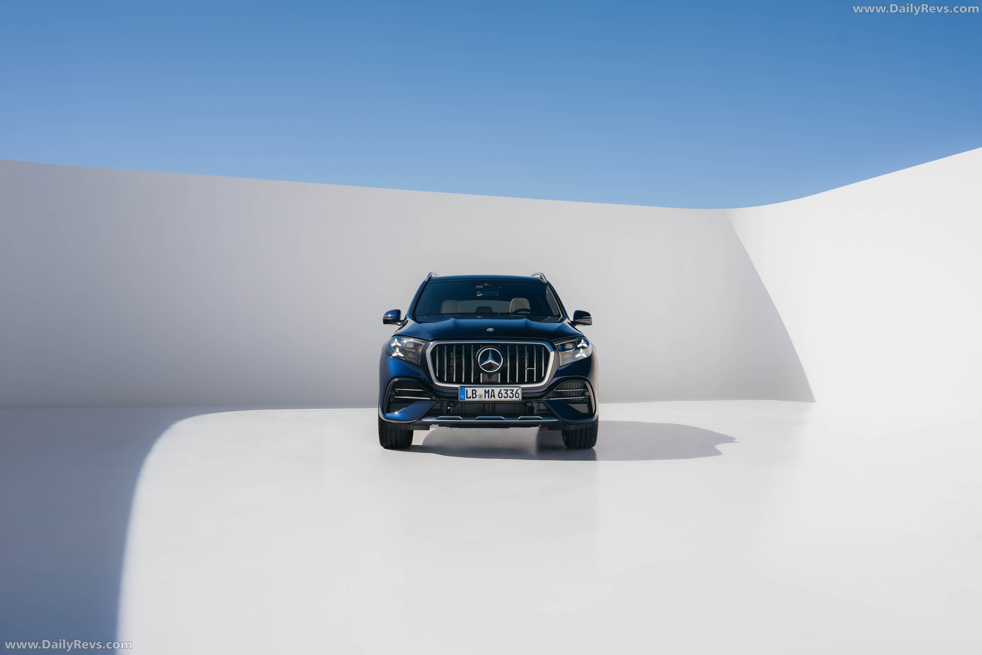 2027 Mercedes-Benz GLS 63 AMG X167 Front View