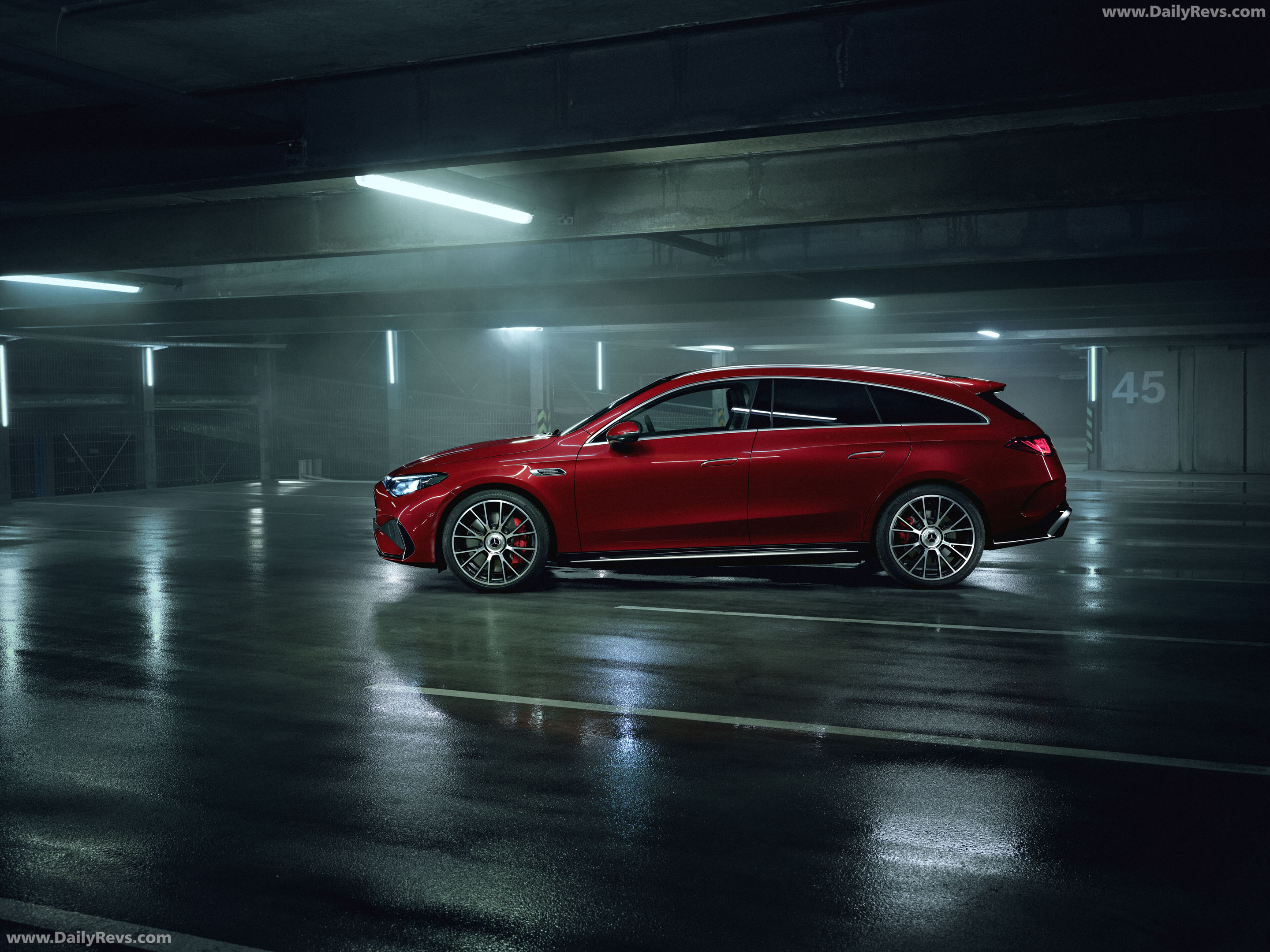 2027 Mercedes-Benz CLA 45 AMG Shooting Brake C117 Side View