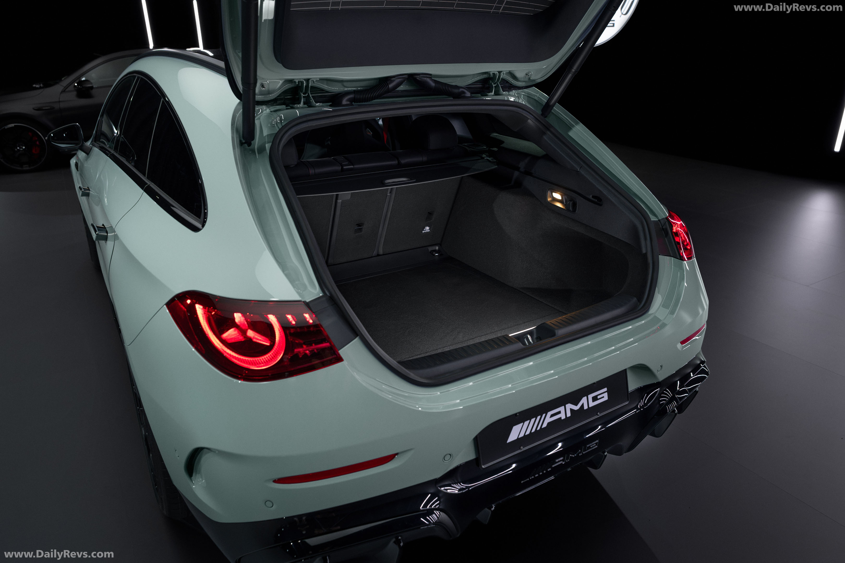 2027 Mercedes-Benz CLA 45 AMG Shooting Brake C117 Interior