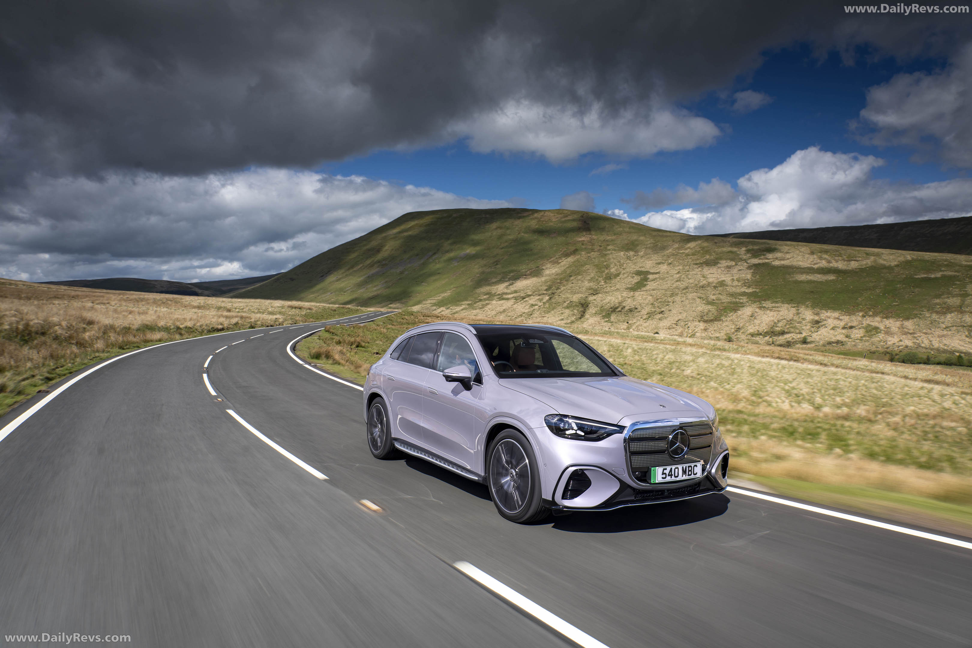 2026 Mercedes-Benz GLC EQ UK Version X540 Front View