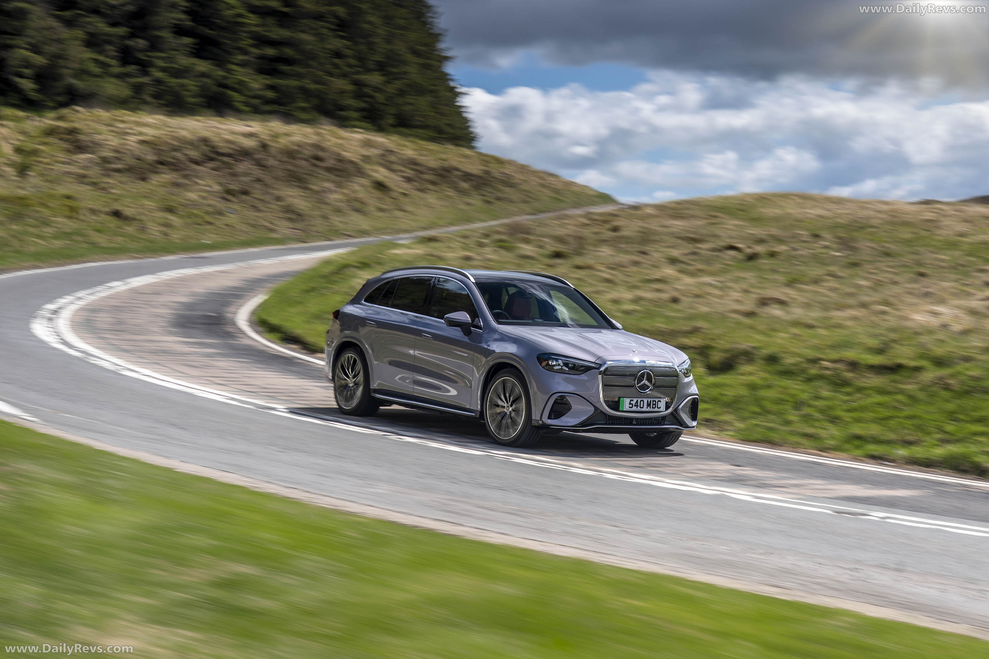 2026 Mercedes-Benz GLC EQ UK Version X540 Front View