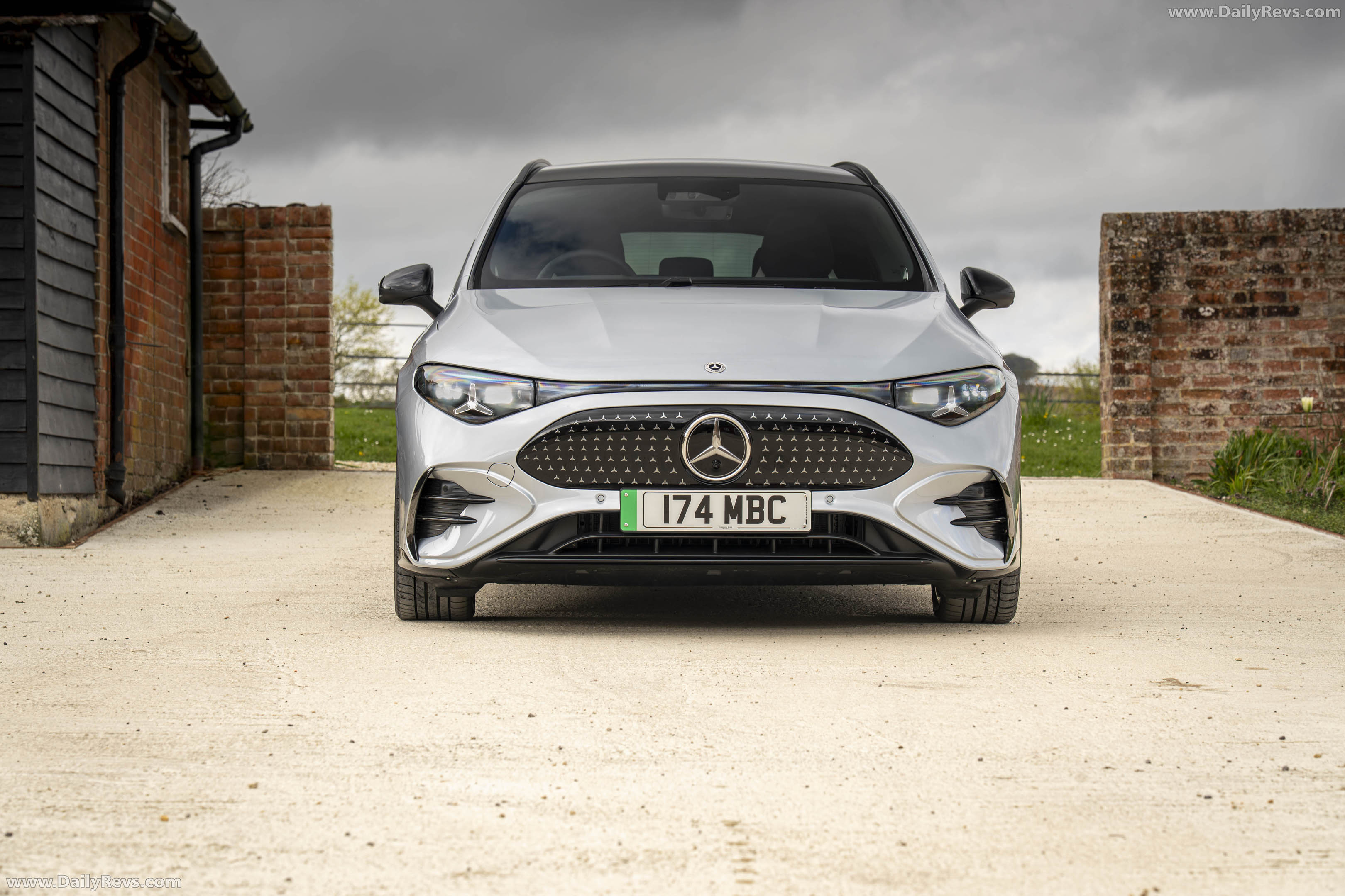 2026 Mercedes-Benz CLA Shooting Brake UK Version X118 Front View