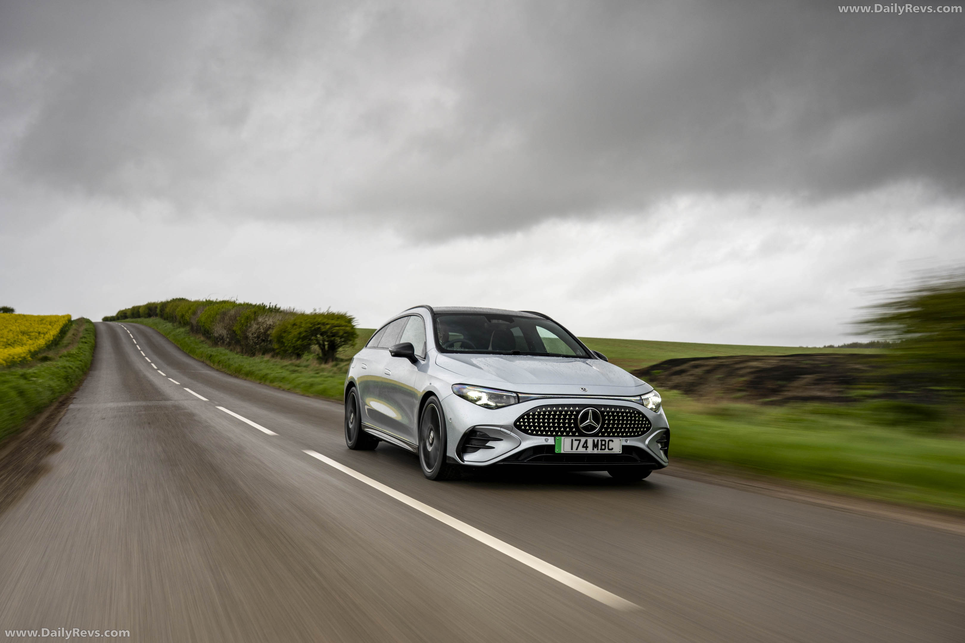 2026 Mercedes-Benz CLA Shooting Brake UK Version X118 Front View