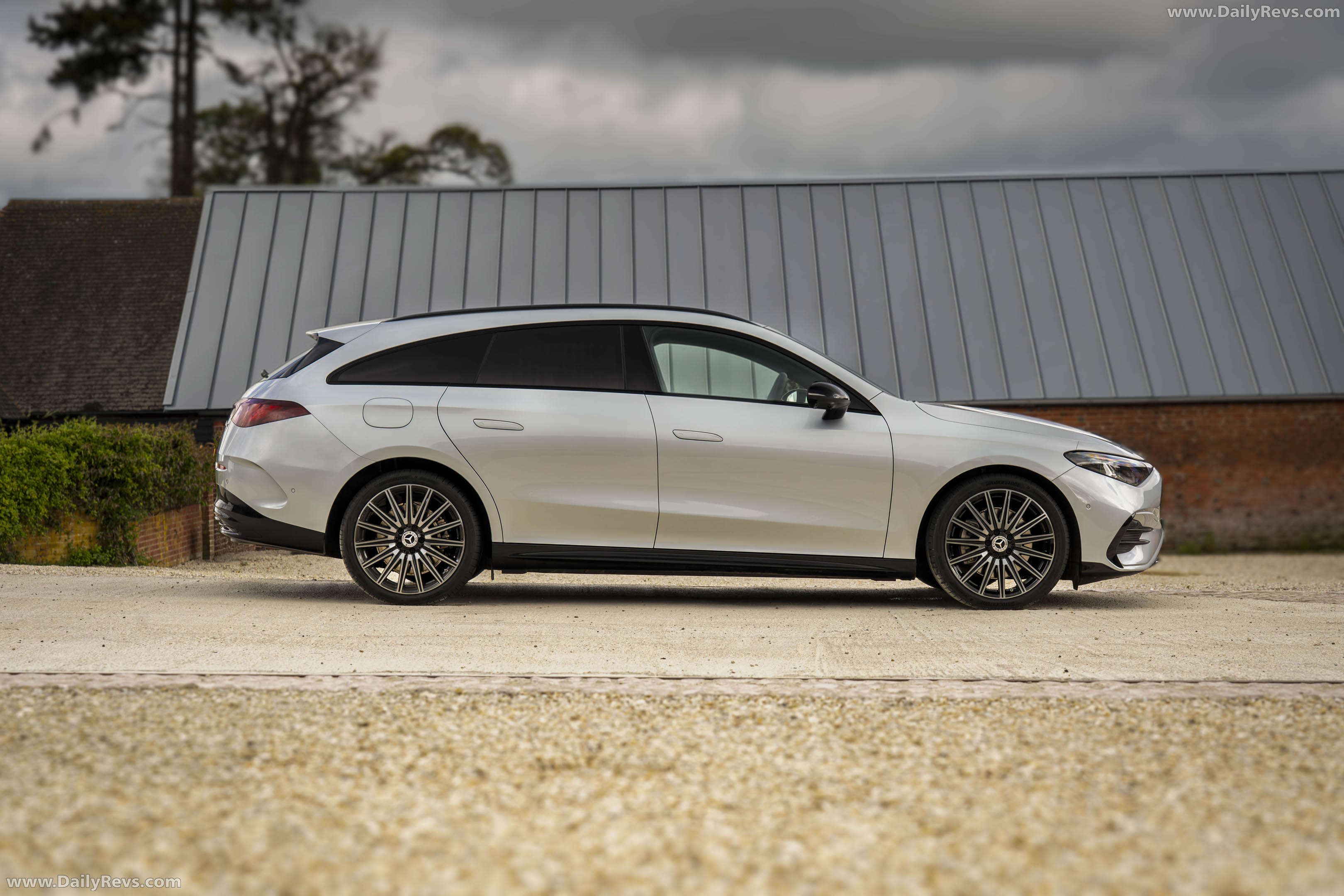 2026 Mercedes-Benz CLA Shooting Brake UK Version X118 Side View