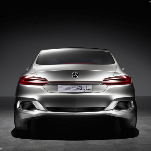 2010 Mercedes-Benz F800 Style Concept Rear View