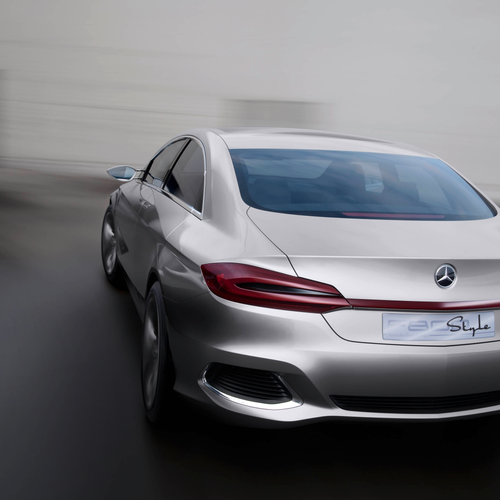 2010 Mercedes-Benz F800 Style Concept Rear View