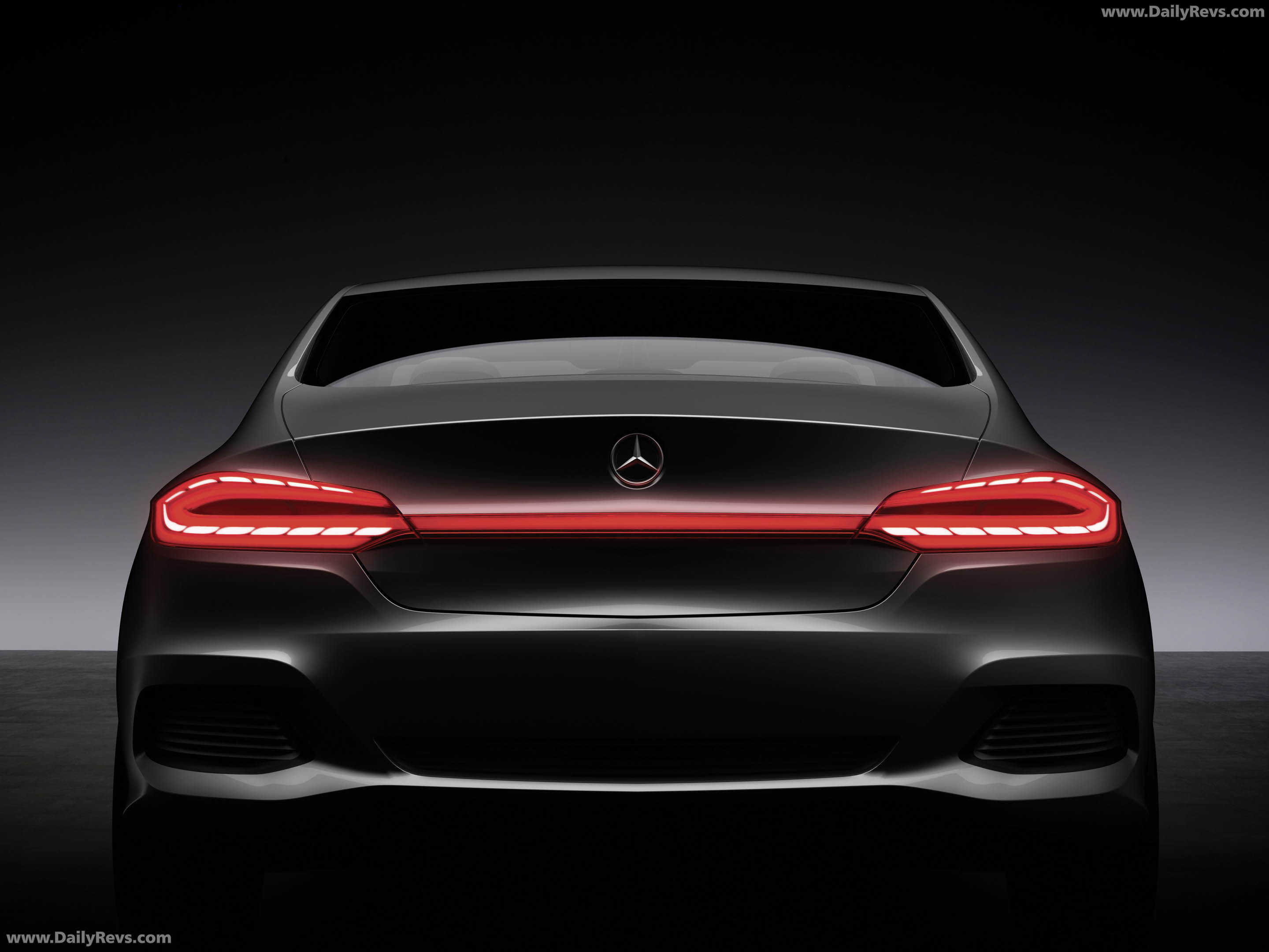 2010 Mercedes-Benz F800 Style Concept Rear View