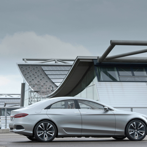 2010 Mercedes-Benz F800 Style Concept Rear View