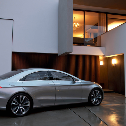 2010 Mercedes-Benz F800 Style Concept Rear View