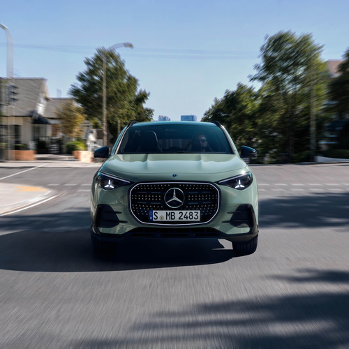 2027 Mercedes-Benz GLA Hybrid H247 Front View