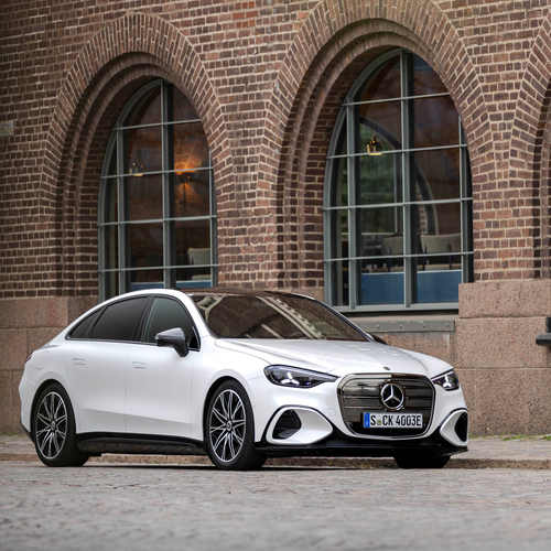 2027 Mercedes-Benz C 400 Electric W540 Front View