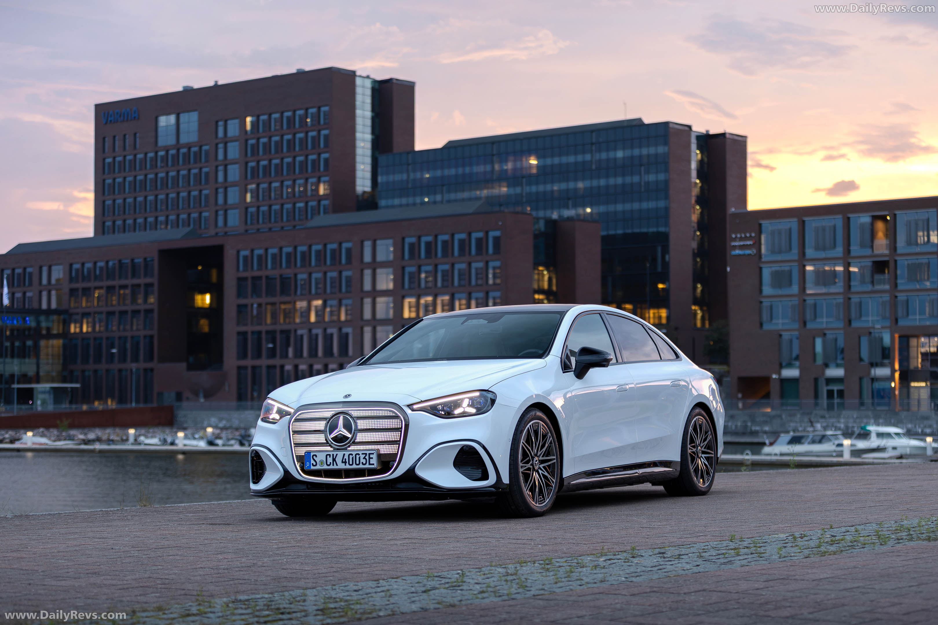 2027 Mercedes-Benz C 400 Electric W540 Front View