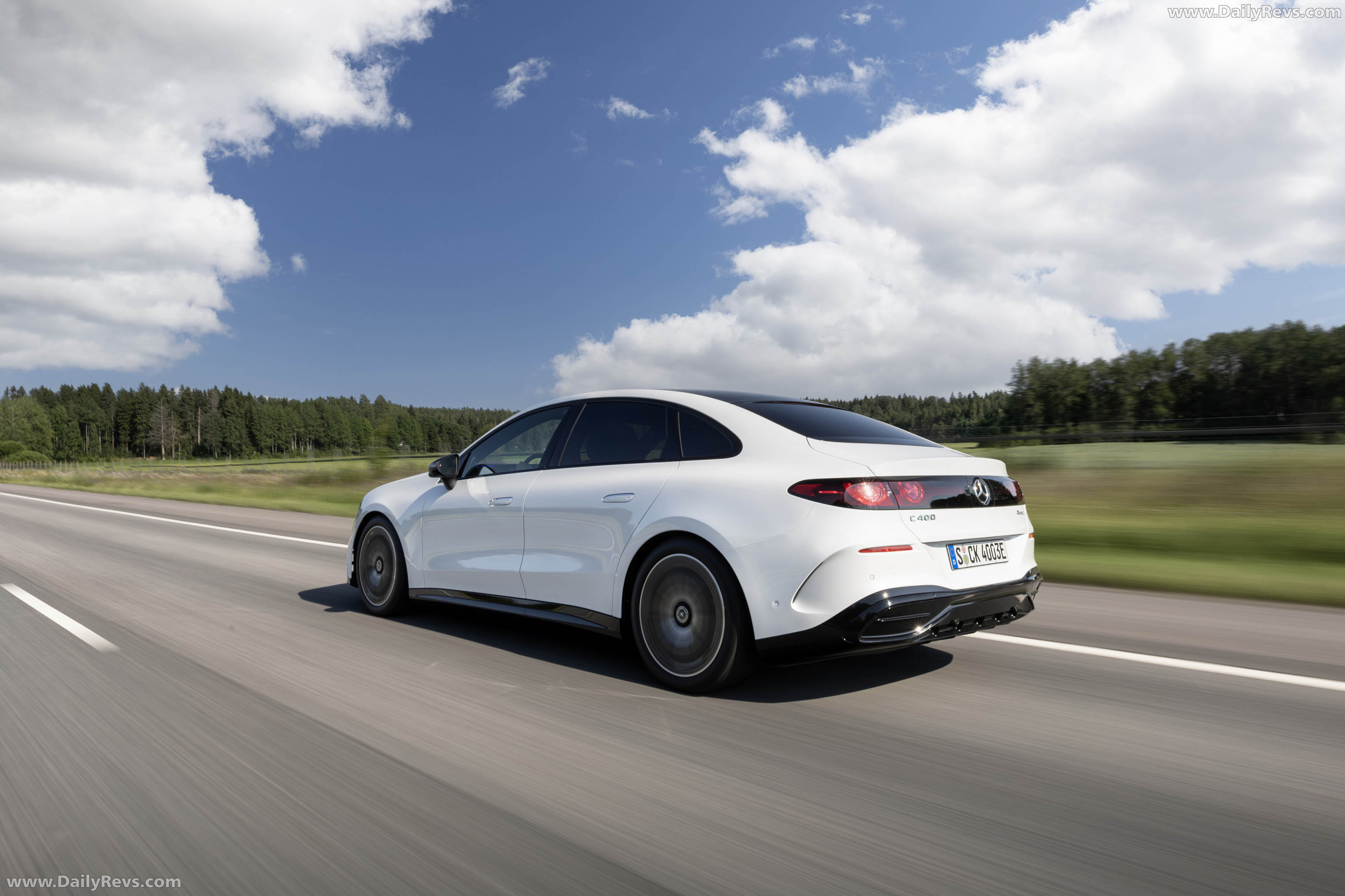 2027 Mercedes-Benz C 400 Electric W540 Rear View